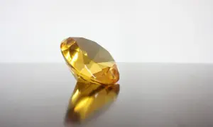 Ile karatów ma diament i jak wpływa to na jego wartość?