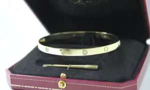 Bransoletka Cartier ile kosztuje? Zaskakujące ceny i modele