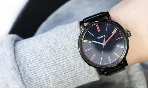 Zegarki damskie Timex z podświetlaną tarczą - widoczność w nocy